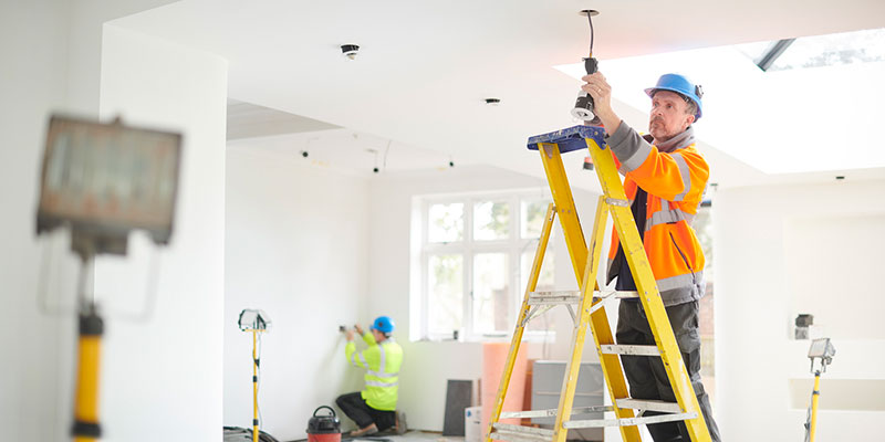 choose professionals for your electrical installation