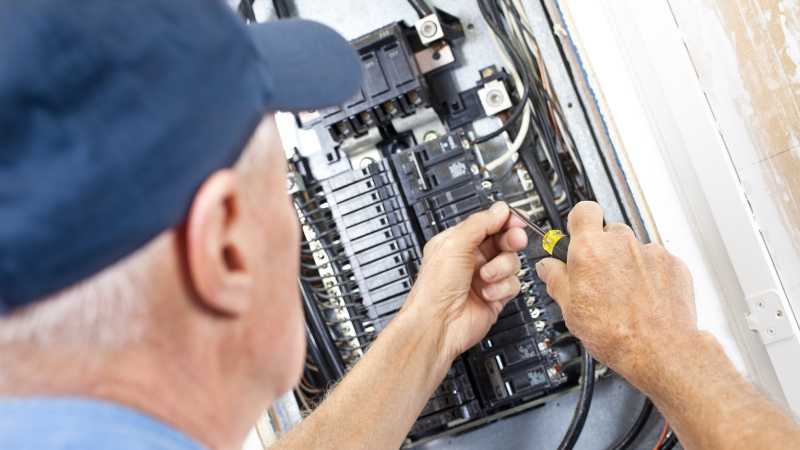 Fuse Box Repair: 3 Warnings Signs to Look Out For