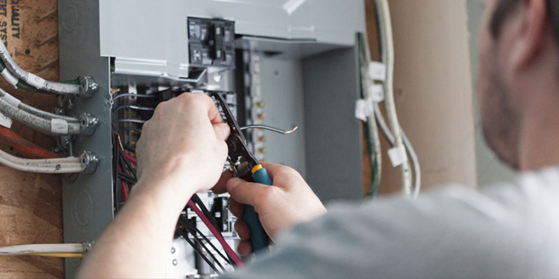 Hiring a Professional Electrician is the Best Option For Any Electrical Work at Your Home